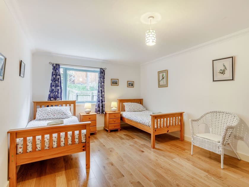 Twin bedroom | Ptarmigan Cottage - Alba Cottages, Boat of Garten