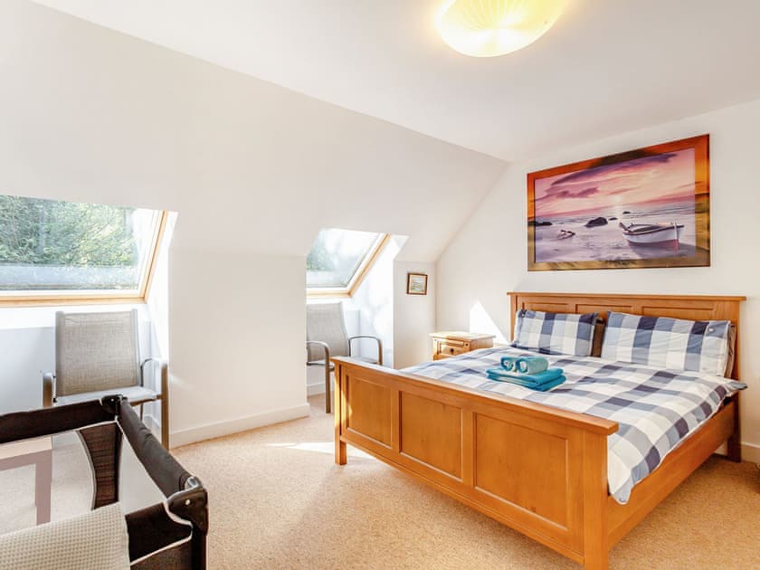 Double bedroom | Osprey Cottage - Alba Cottages, Boat of Garten