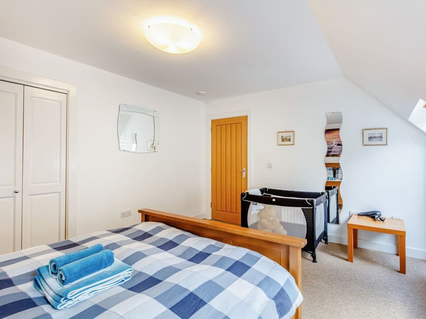 Double bedroom | Osprey Cottage - Alba Cottages, Boat of Garten