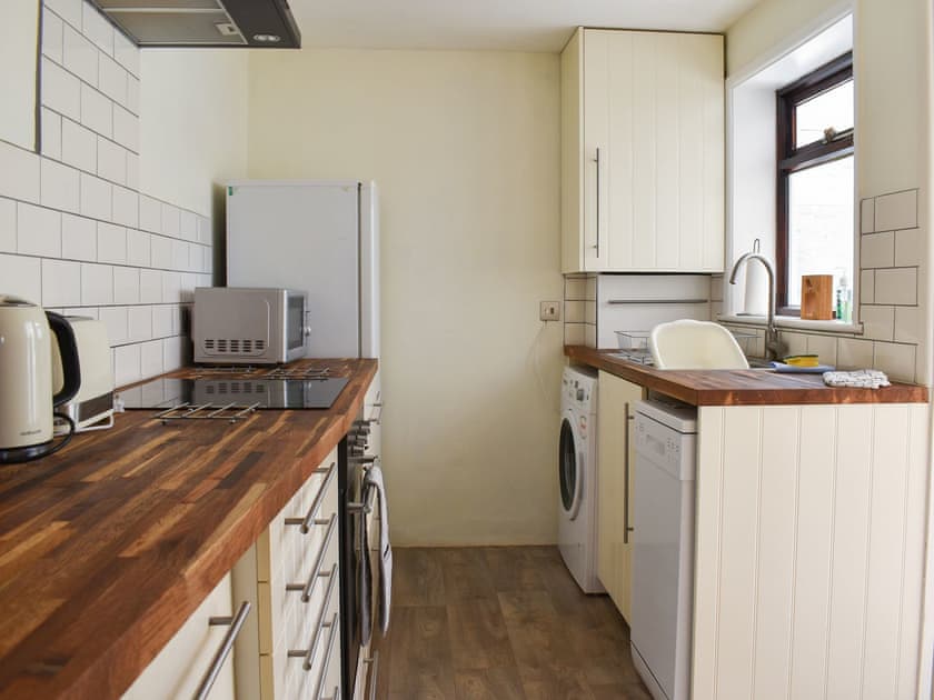 Kitchen | Sunbury Cottage, Clanfield, near Petersfield