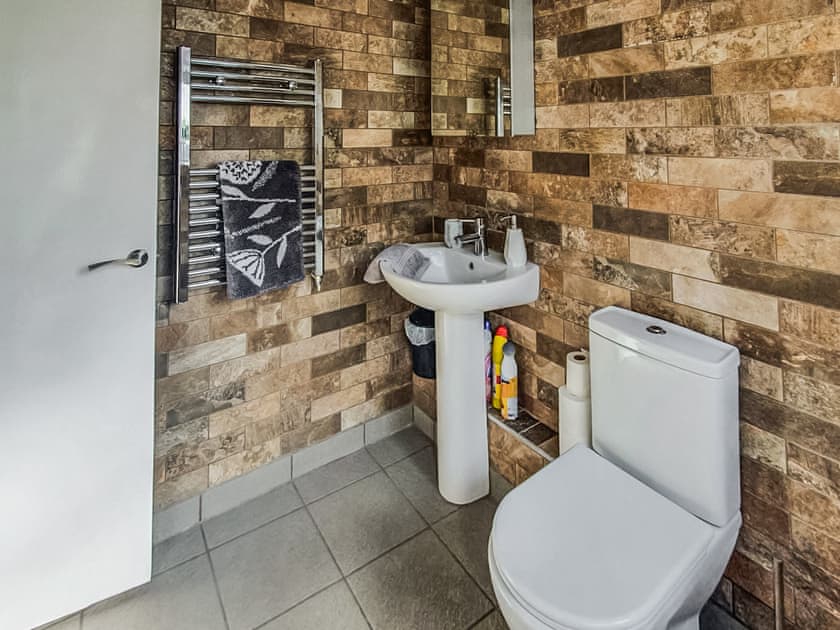 Bathroom | Churchtown- Sunnyside Cottage - Churchtown, Churchtown, near Southport