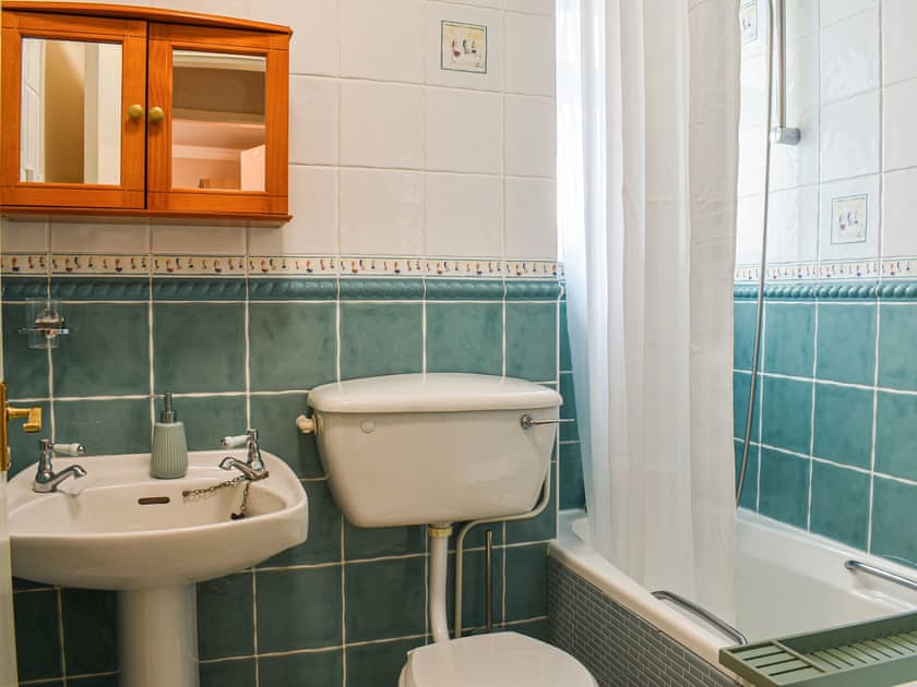 Bathroom | Melody, Bowness-on-Windermere