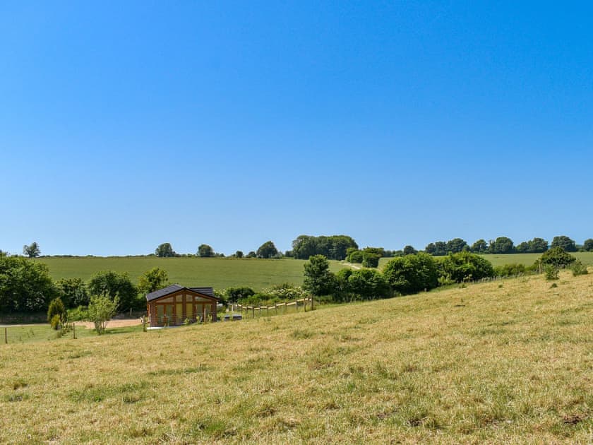 Setting | Whitey Top Country Lodge - Whitey Top Lodges, Pentridge