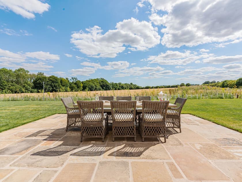 Outdoor area | Lovington Barn, Alresford