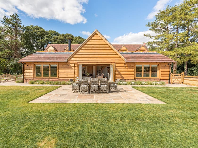 Exterior | Lovington Barn, Alresford