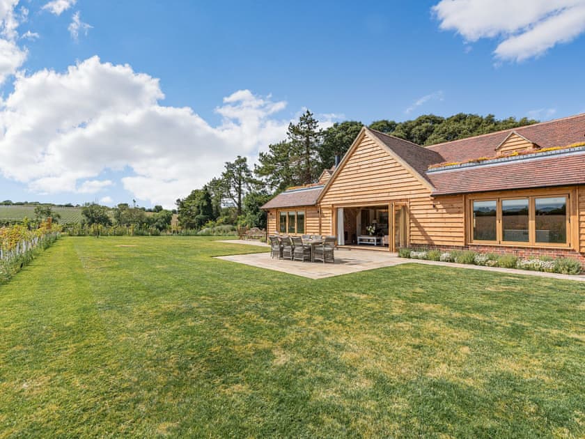 Exterior | Lovington Barn, Alresford