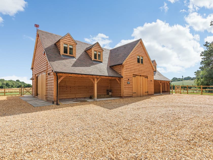 Exterior | Lovington Barn, Alresford