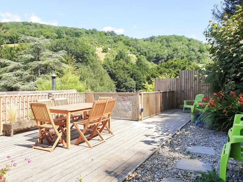 Sitting-out-area | Christmas Cottage, Cheddar