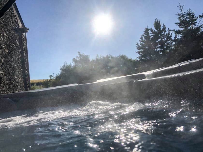 Hot tub | The Shippon - Barn Escapes, Ilfracombe