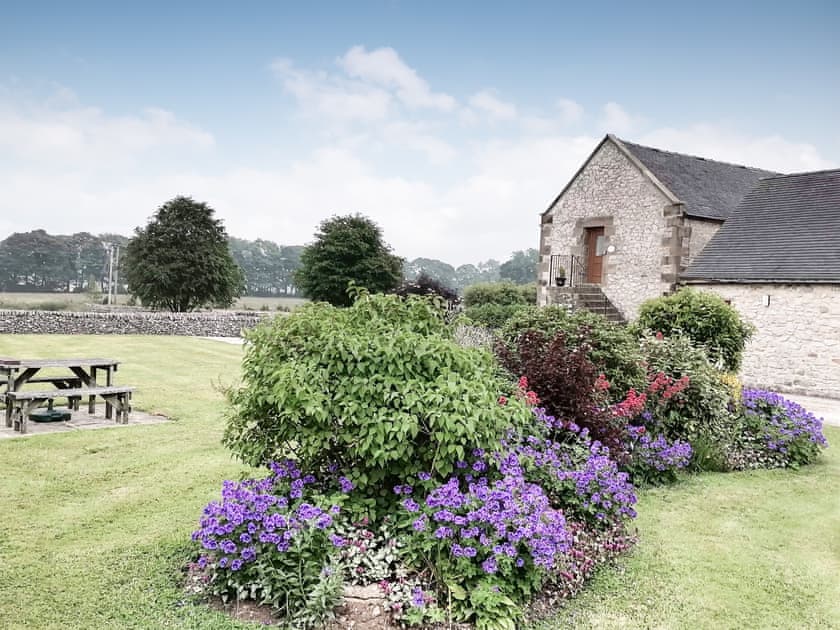 Garden and grounds | Haystore - Cotterill Farm, Biggin by Hartington, near Buxton