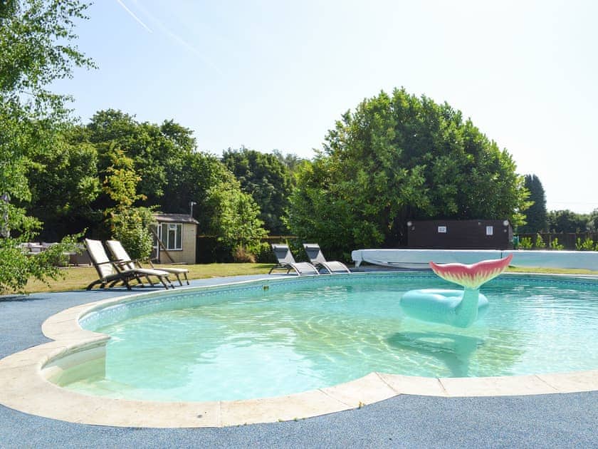 Swimming pool | The Joiners Rest, Stowting