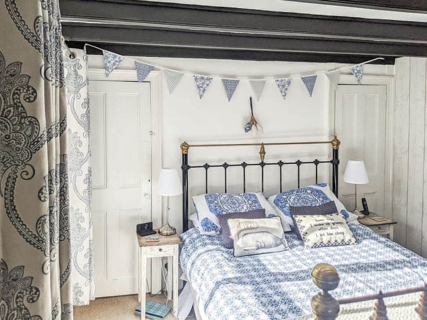 Double bedroom | Cliff Cottage, Staithes near Whitby
