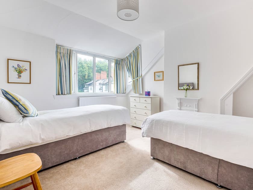 King or twin bedroom  | Millbank, Sidmouth