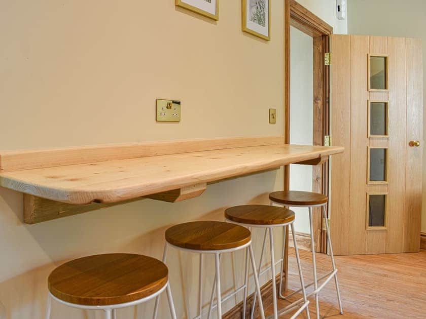 Dining Area | Bumblebee Cottage - Ballavolley Cottages, Ballaugh