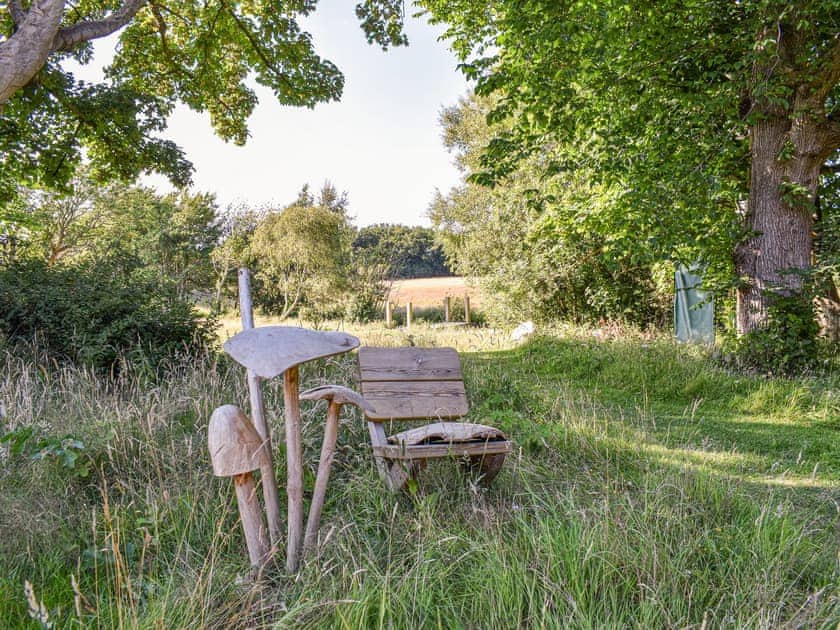Garden and grounds | Bumblebee Cottage - Ballavolley Cottages, Ballaugh
