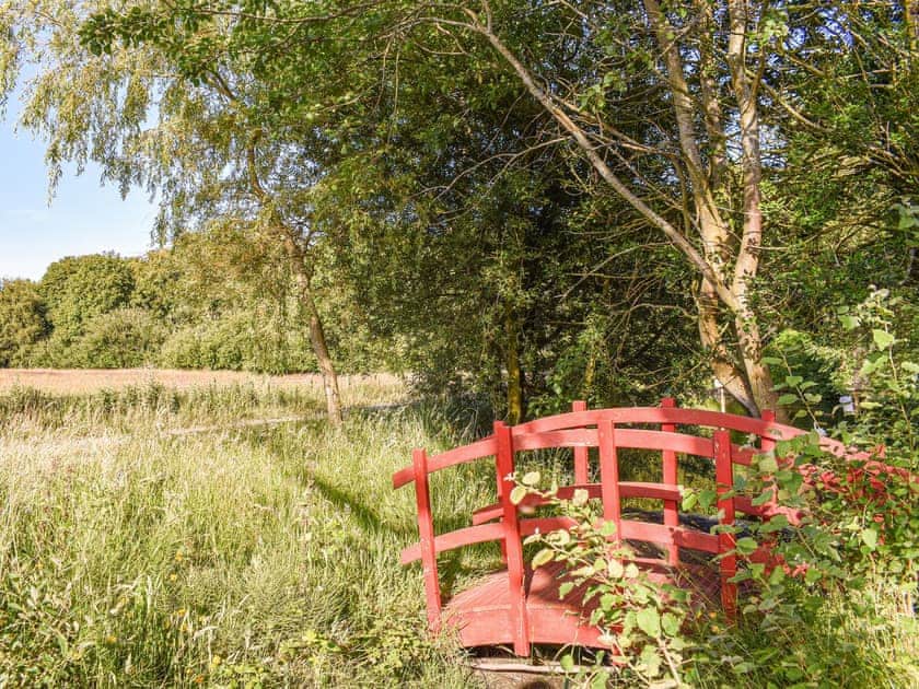 Surrounding area | Bumblebee Cottage - Ballavolley Cottages, Ballaugh