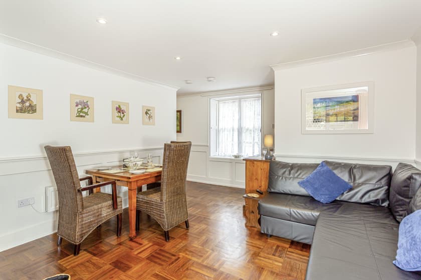 Living room/dining room | The Garden Flat Ardullie - Ardullie Holidays, Dingwall