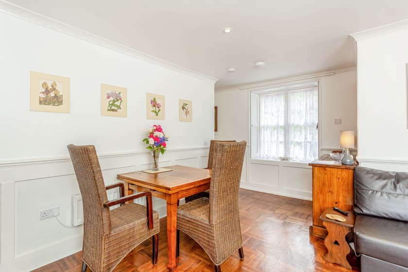 Living room/dining room | The Garden Flat Ardullie - Ardullie Holidays, Dingwall