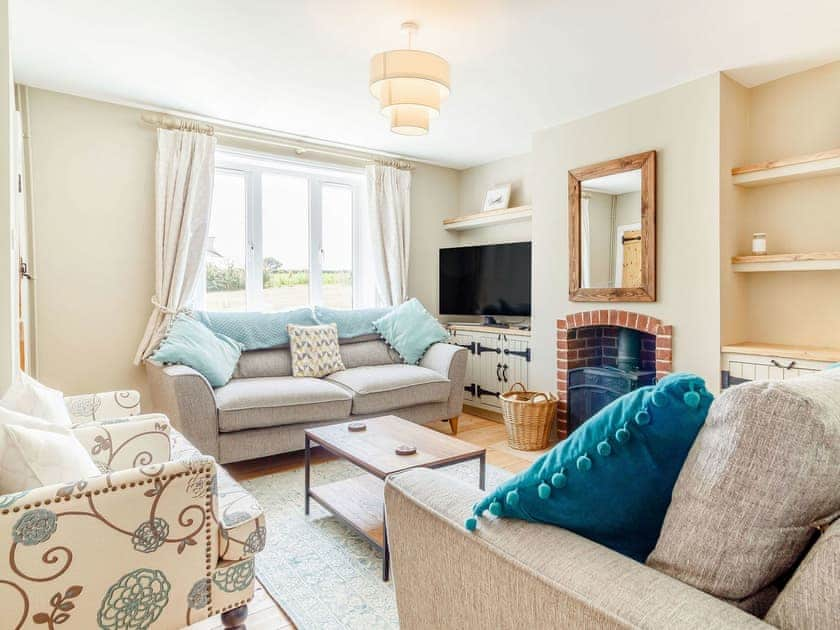 Living room | Rosemary Cottage - Lyng Farm Cottages, Thornham