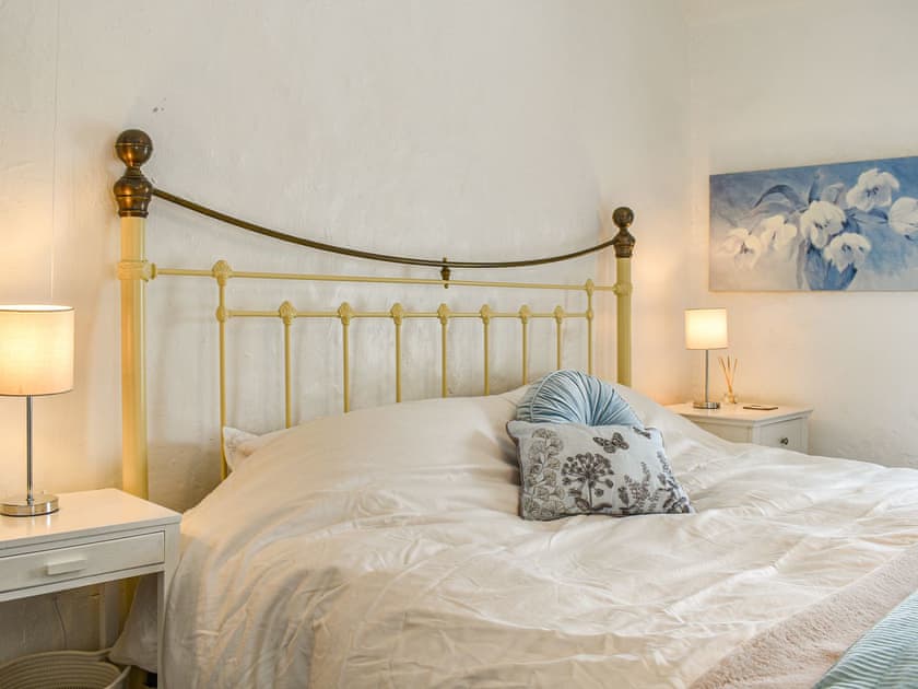 Double bedroom | Bathurst Cottage, Chesterfield