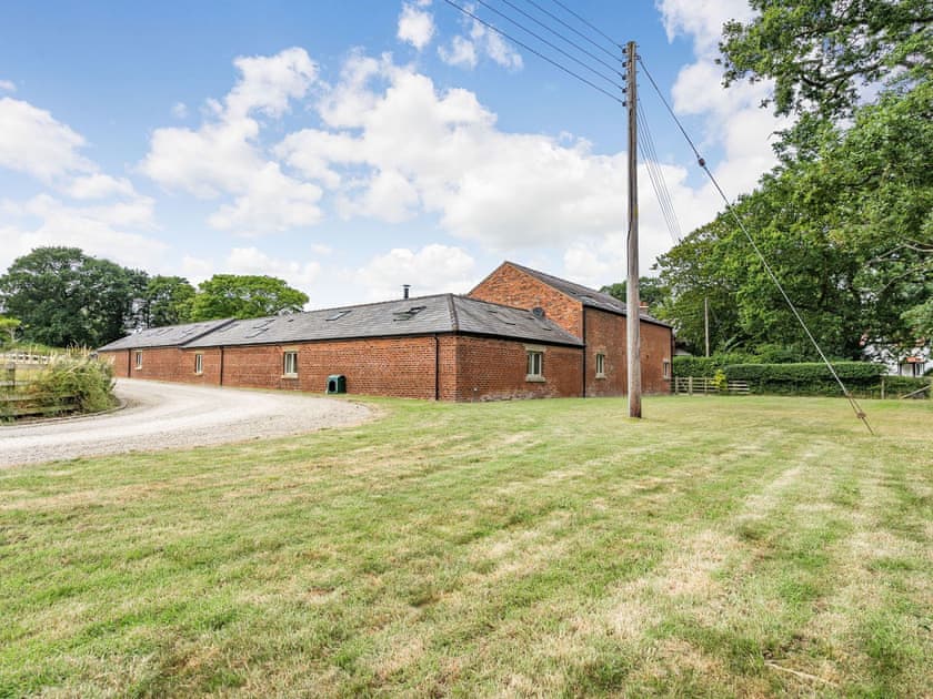 Garden and grounds | The Barn at Thistleton, Thistleton, Preston