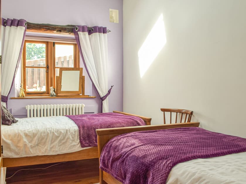 Twin bedroom | Swallow Barn, Crundale, near Haverfordwest