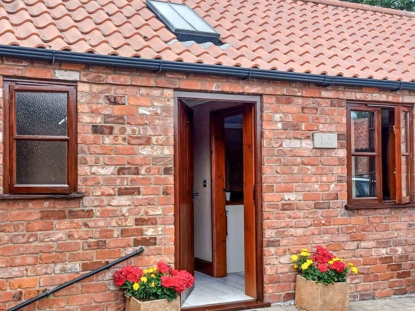 Exterior | Alfie’s Abode - The Laurels, Addlethorpe, near Skegness
