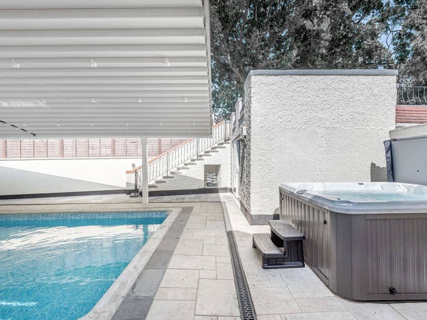 Outdoor area | Seacroft Lodge, Skegness