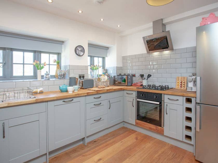 Kitchen | Piglet Cottage - Old Highwood, Dunkeswell