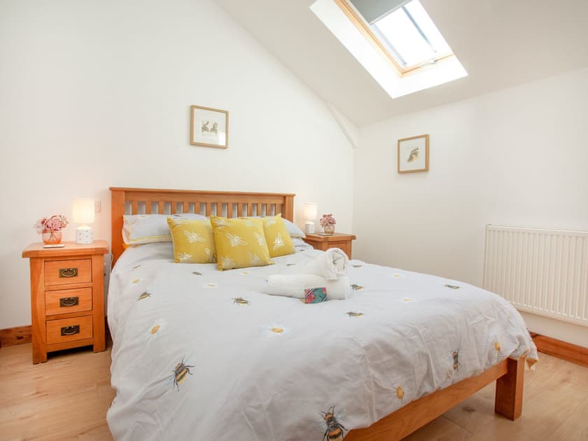 Double bedroom | Piglet Cottage - Old Highwood, Dunkeswell