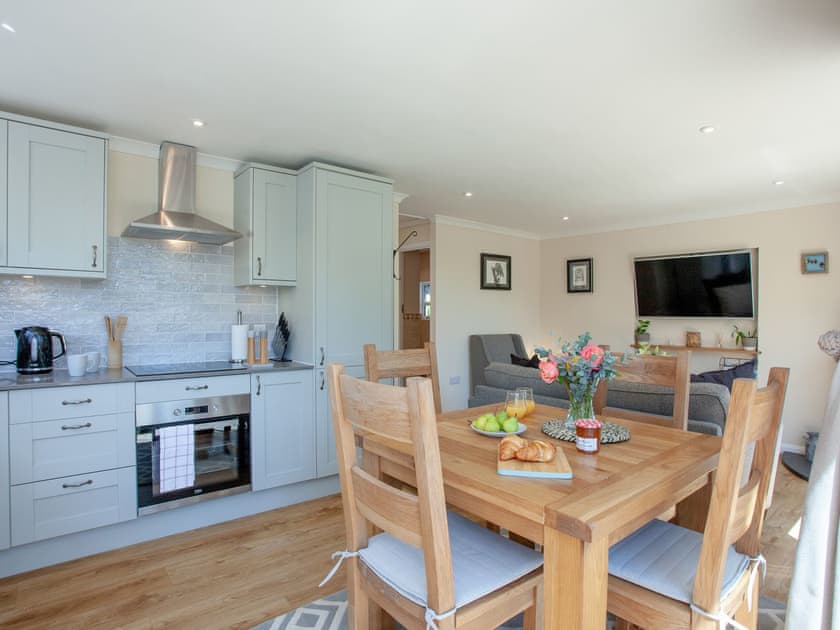 Open plan living space | Withymead Cottage, Bishopsteignton, near Teignmouth 