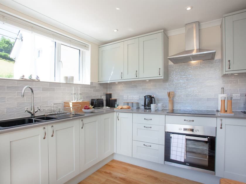 Kitchen area | Withymead Cottage, Bishopsteignton, near Teignmouth 