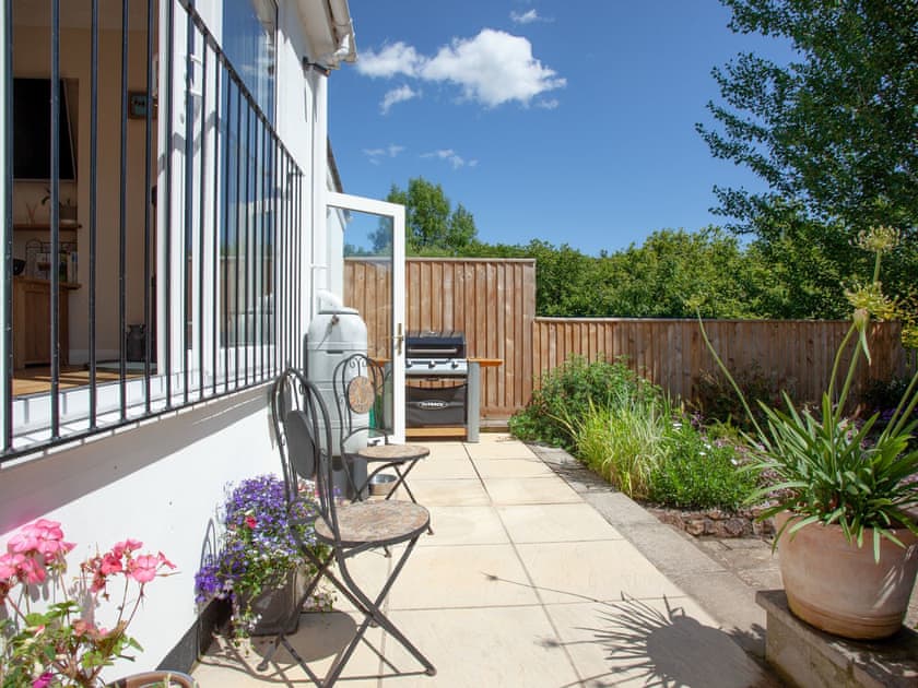 Outdoor area | Withymead Cottage, Bishopsteignton, near Teignmouth 