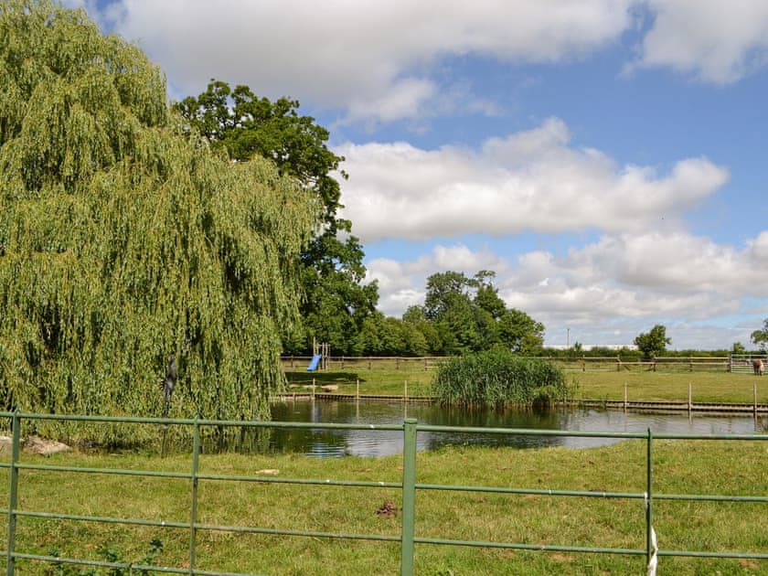 Garden and grounds | Mulberry Cottage - Brian’s Barns, Skerne, near Driffield