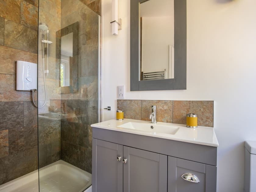 En-suite | Bay Tree, Crackington Haven