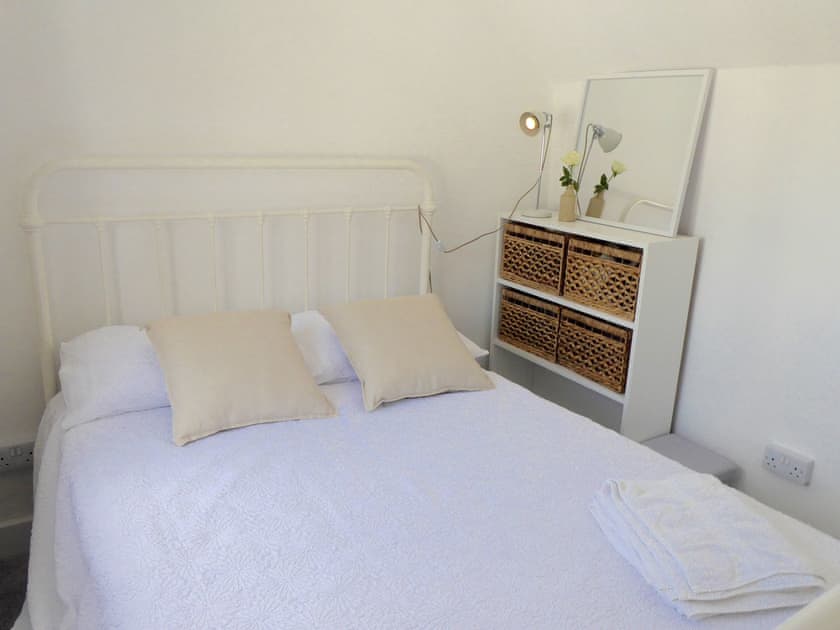 Double bedroom | Churchtown Cottage, Cubert