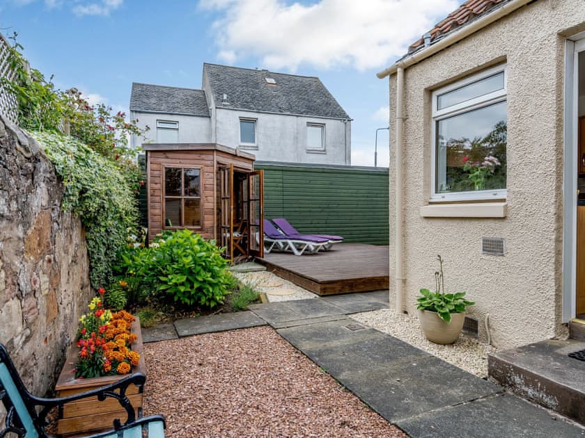 Outdoor area | Chilmello Cottage, Pittenweem