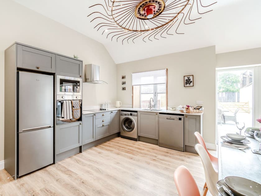 Kitchen | Cattle Crush Cottage - Brian’s Barns, Skerne, near Driffield