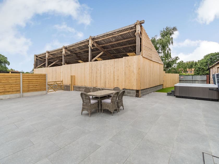 Patio | Cattle Crush Cottage - Brian’s Barns, Skerne, near Driffield
