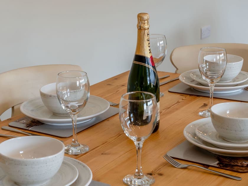Dining Area | Dip Tub Den - Brian’s Barns, Skerne, near Driffield