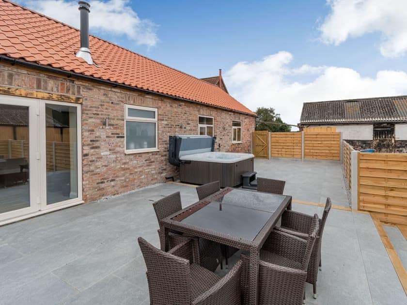 Patio | Dip Tub Den - Brian’s Barns, Skerne, near Driffield