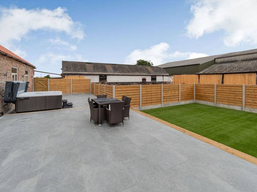 Patio | Dip Tub Den - Brian’s Barns, Skerne, near Driffield