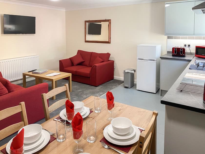 Palmarsh Retreats Beach Bank Bungalow in Palmarsh, near Dymchurch