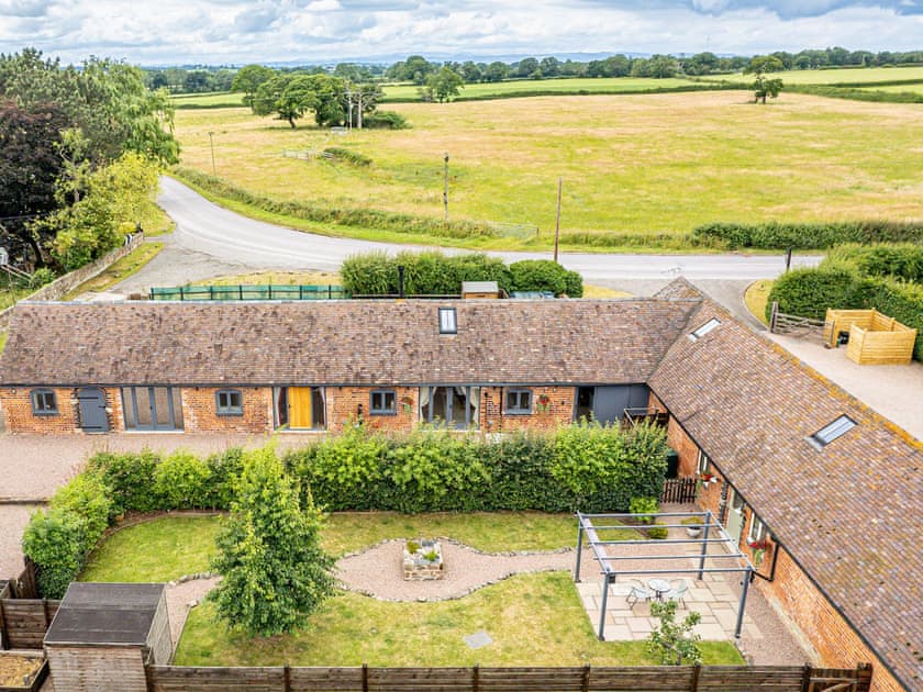 Setting | The Parlour - Springfield Barns, Myddle, near Shrewsbury
