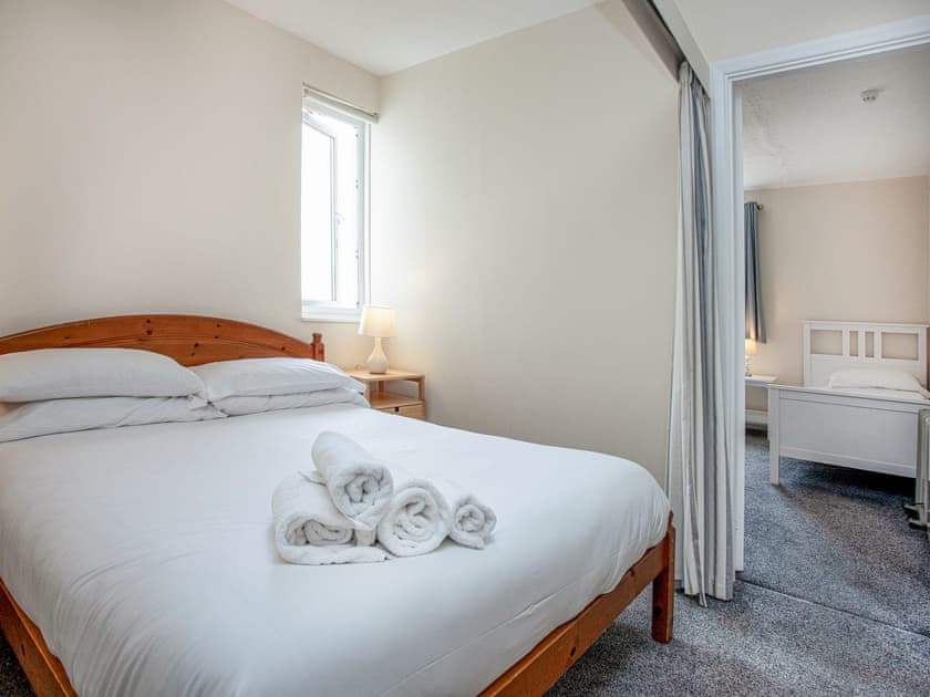 Double bedroom | Apartment Nine - Broadshade Holiday Apartments, Paignton