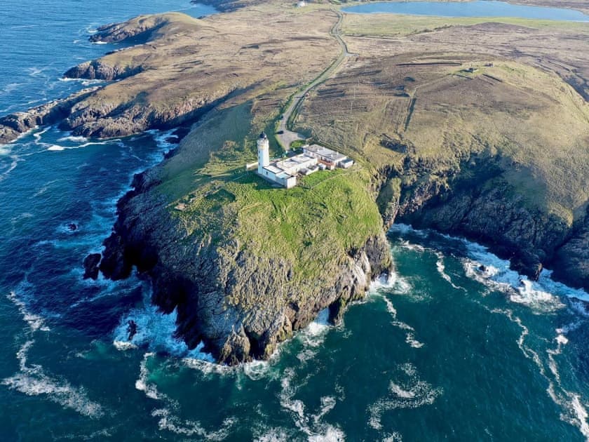 Tumpian Head Lighthouse, Point, Isle of Lewis  | Dalvista Cottage, Loch Leurbost, near Stornoway, Isle of Lewis
