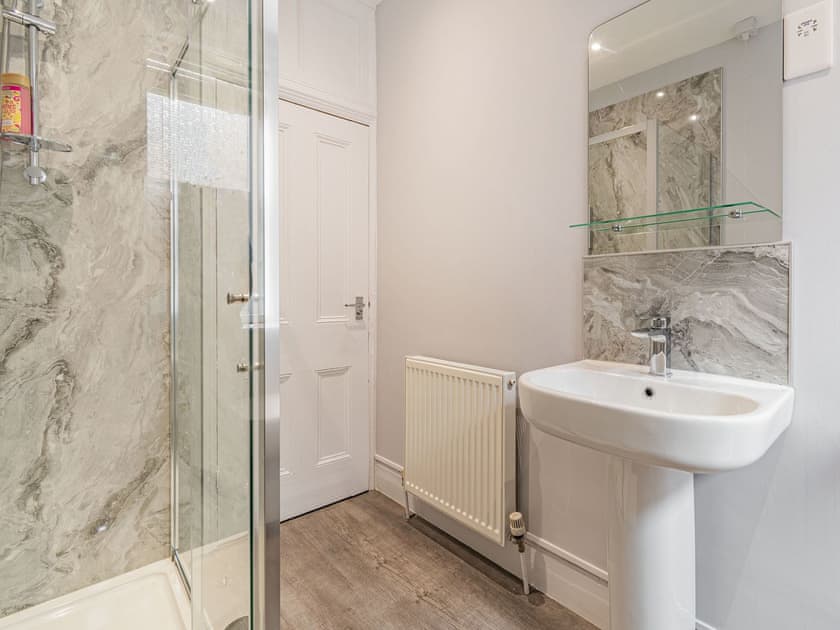 Shower room | Flat 3 Salhouse - Beverley House, Cromer