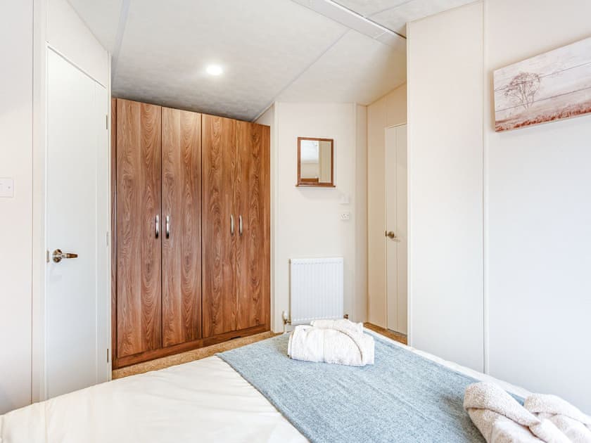 Double bedroom | Swona - Harrow Lodges John O’Groats, Mey, near Thurso