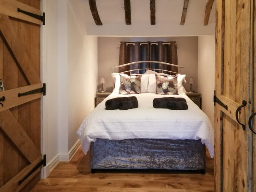 Double bedroom | Churchtown-Chase Heys Cottage - Churchtown, Churchtown, near Southport