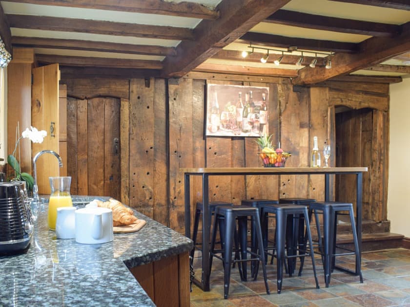Kitchen | Ysgubor Hir, Trefeglwys, near Llanidloes